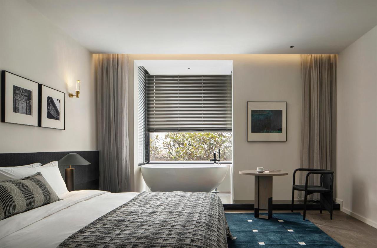 Wezo Hotel Kuanzhai Alley Chengdu-Breakfast Till 12Noon-Lv City Guide Recommended Hotel Exterior photo